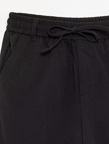 Pantalón wide leg / de corte ancho