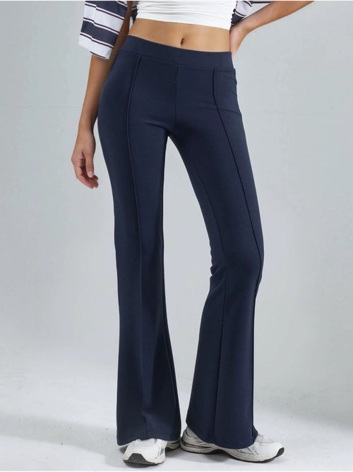 Pantalones acampanados de cintura alta con cinturilla elástica busem - Kiabi Pantalones acampanados de cintura alta con cinturilla elástica busem - Kiabi