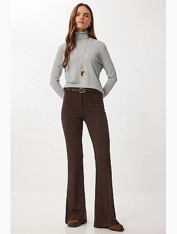 Pantalones acampanados de cintura alta con cinturón istanbul
