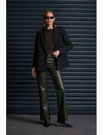 Pantalones acampanados de polipiel para mujer dilvin