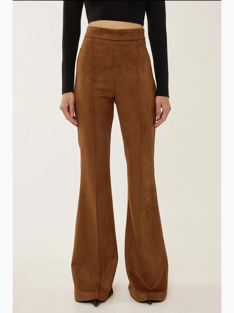 Pantalones anchos de gamuza con cintura alta y pinzas hiccup Marrón - Kiabi