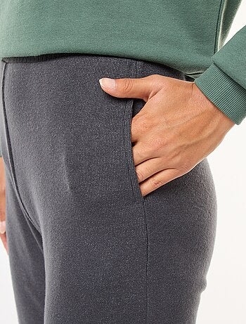Pantalones anchos de tejido de canalé