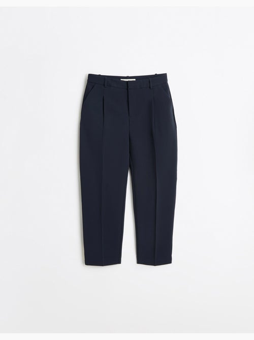 Pantalones arrugados, mo fashion - Kiabi Pantalones arrugados, mo fashion - Kiabi