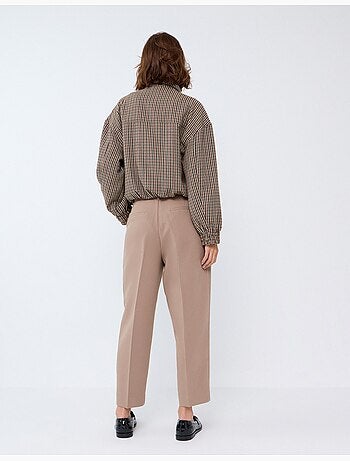 Pantalones arrugados, mo fashion