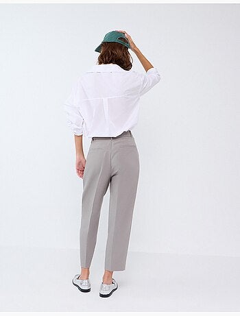 Pantalones arrugados, mo fashion