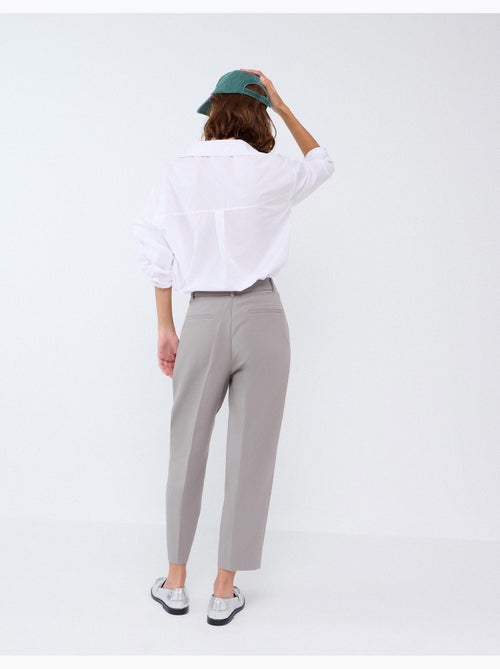 Pantalones arrugados, mo fashion - Kiabi Pantalones arrugados, mo fashion - Kiabi