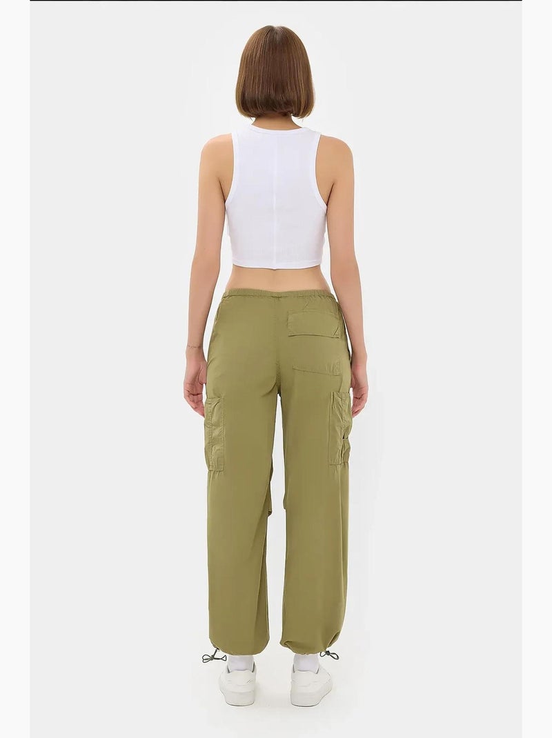 Pantalones cargo de tiro medio con cordón hiccup Verde - Kiabi