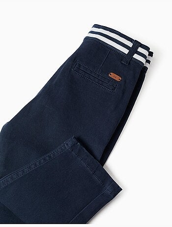 Pantalones chinos ajustados de sarga con cinta a rayas