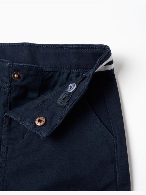 Pantalones chinos ajustados de sarga con cinta a rayas - Kiabi