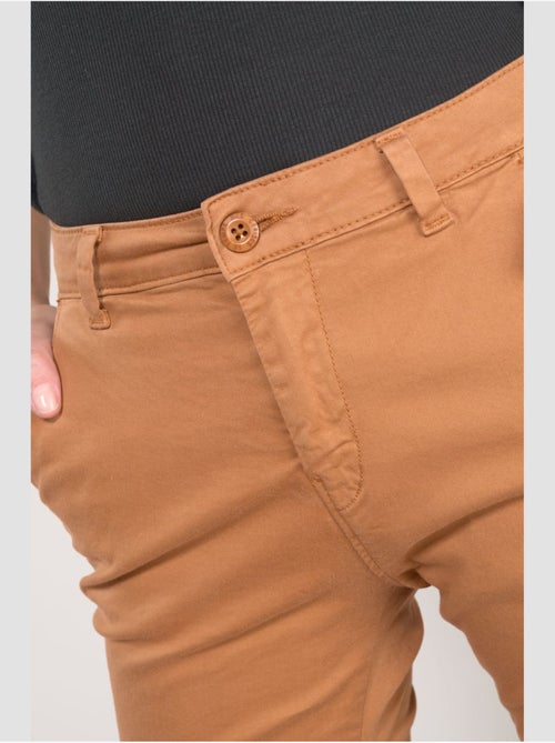 Pantalones chinos DYLI 6 - Kiabi Pantalones chinos DYLI 6 - Kiabi
