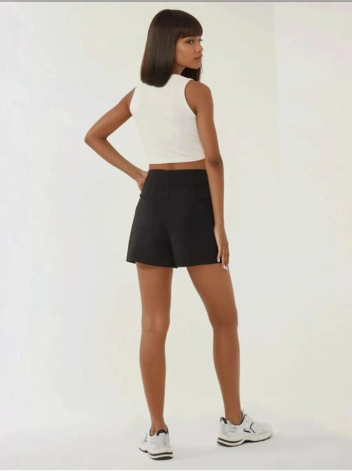 Pantalones cortos abotonados de cintura alta - Kiabi Pantalones cortos abotonados de cintura alta - Kiabi