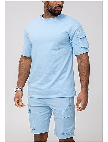 Pantalones cortos, camiseta Kebello