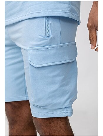 Pantalones cortos, camiseta Kebello