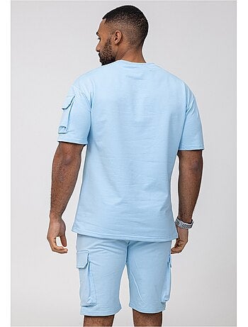 Pantalones cortos, camiseta Kebello