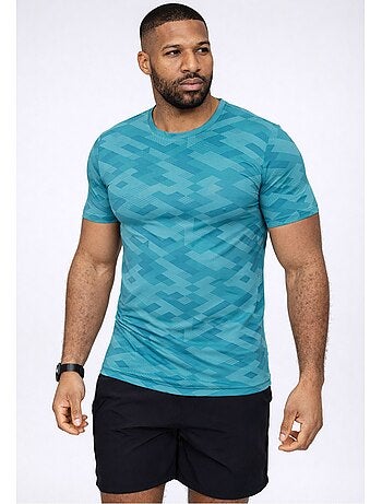 Pantalones cortos, camiseta Kebello