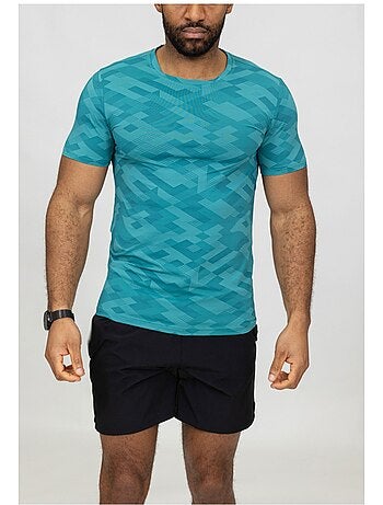 Pantalones cortos, camiseta Kebello