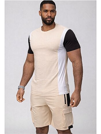 Pantalones cortos, camiseta Kebello