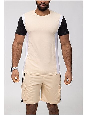 Pantalones cortos, camiseta Kebello