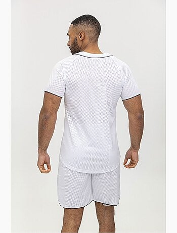 Pantalones cortos, camiseta Kebello