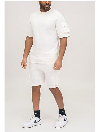 Pantalones cortos, camiseta Kebello