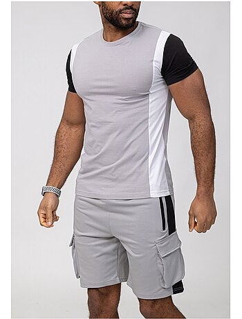 Pantalones cortos, camiseta Kebello