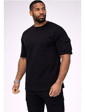 Pantalones cortos, camiseta Kebello