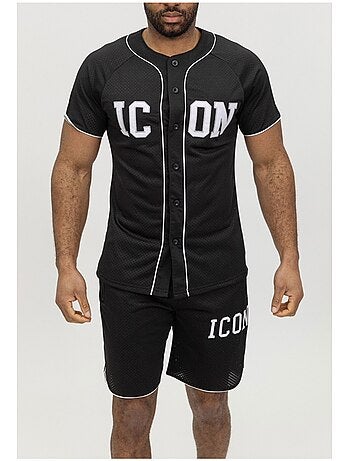 Pantalones cortos, camiseta Kebello