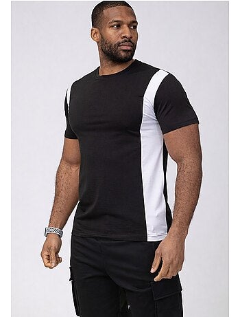 Pantalones cortos, camiseta Kebello