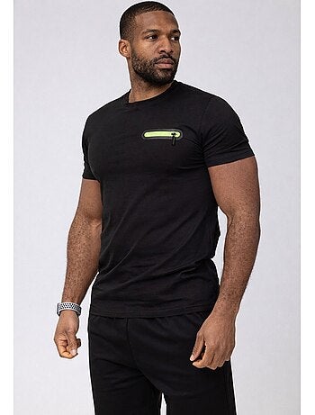 Pantalones cortos, camiseta Kebello