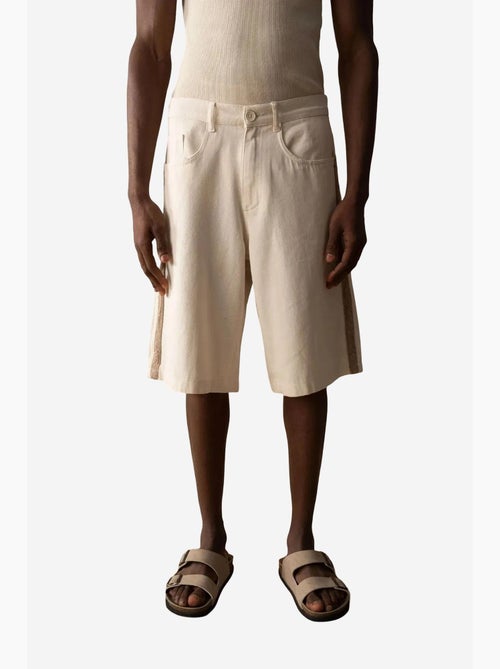 Pantalones cortos capri de gabardina de cintura media con bolsillos para hombre de giesto - Kiabi Pantalones cortos capri de gabardina de cintura media con bolsillos para hombre de giesto - Kiabi