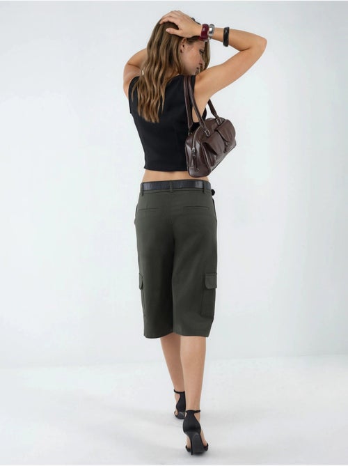 Pantalones cortos capri extragrandes de cintura baja hiccup - Kiabi Pantalones cortos capri extragrandes de cintura baja hiccup - Kiabi