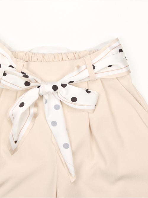 Pantalones cortos con cinturón - Kids Star - Kiabi Pantalones cortos con cinturón - Kids Star - Kiabi