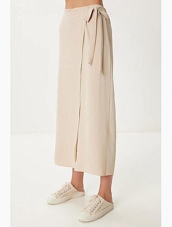 Pantalones cortos de cintura alta y pierna ancha con detalle de lazo istanbul