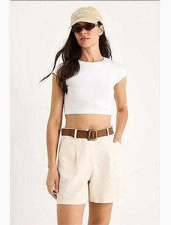 Pantalones cortos de lino fino con detalle de bolsillo y cinturón lucci