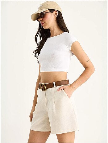 Pantalones cortos de lino fino con detalle de bolsillo y cinturón lucci
