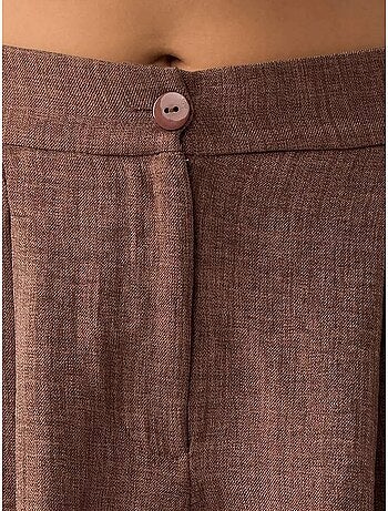 Pantalones cortos de lyocell suave al tacto y cintura alta plisados hiccup
