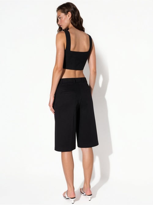 Pantalones cortos de pierna ancha y largo midi de ajuste cómodo hiccup - Kiabi Pantalones cortos de pierna ancha y largo midi de ajuste cómodo hiccup - Kiabi