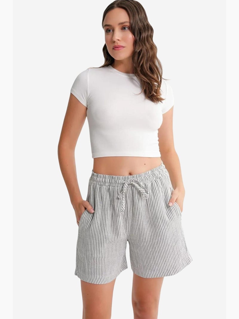 Pantalones cortos de pierna ancha y seersucker a rayas de cintura alta mixray Negro - Kiabi