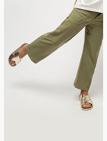 Pantalón culotte rosa para niña