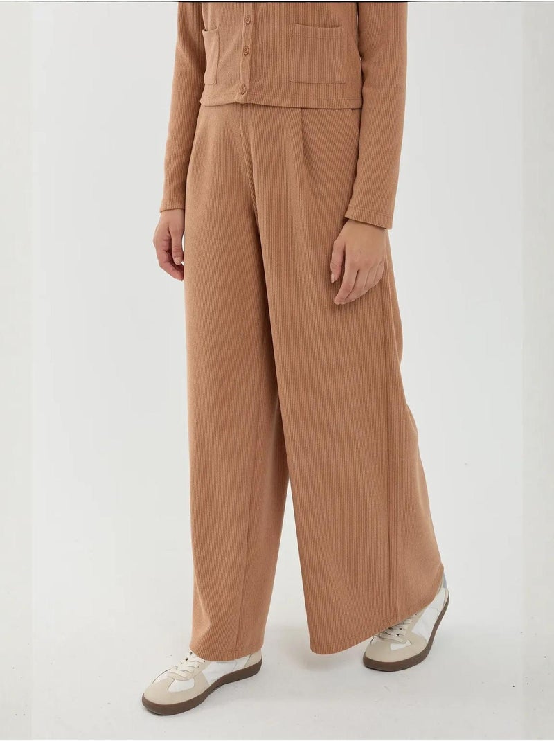 Pantalones de cintura elástica y pierna ancha Marrón - Kiabi