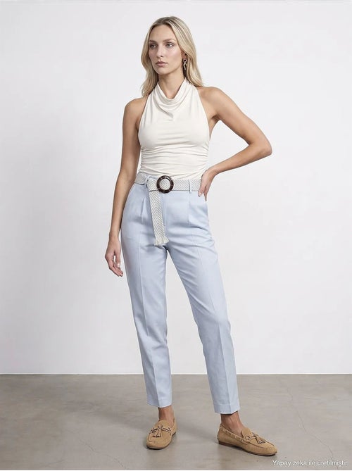 Pantalones de crepé de pierna recta con pinzas dilvin - Kiabi Pantalones de crepé de pierna recta con pinzas dilvin - Kiabi
