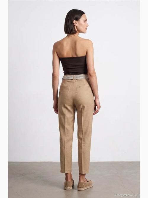 Pantalones de crepé de pierna recta con pinzas dilvin - Kiabi Pantalones de crepé de pierna recta con pinzas dilvin - Kiabi