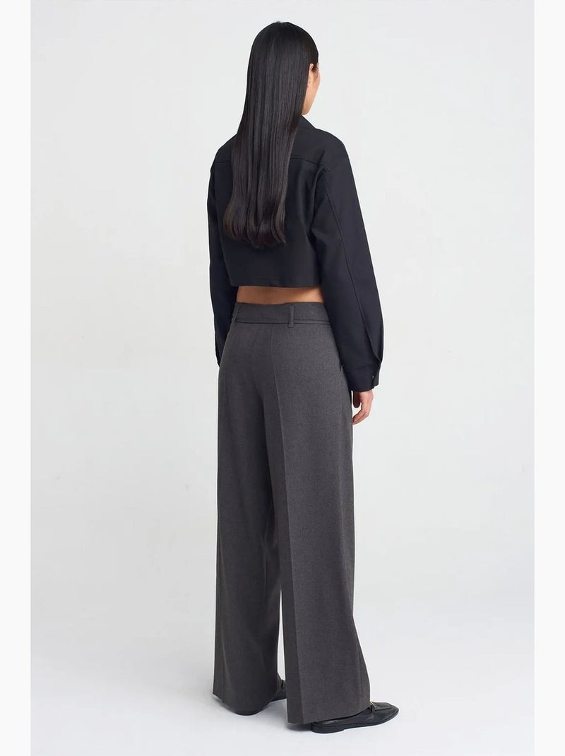 Pantalones de crepé plisados de pernera ancha dilvin Gris negro - Kiabi