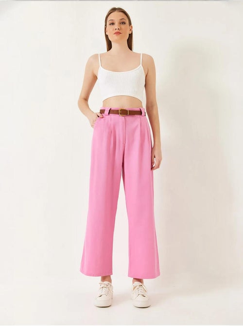 Pantalones de gabardina con puente grueso y cinturón lucci - Kiabi Pantalones de gabardina con puente grueso y cinturón lucci - Kiabi