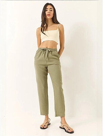 Pantalones de lino con cintura anudada y pernera cónica de bianco con bolsillos lucci