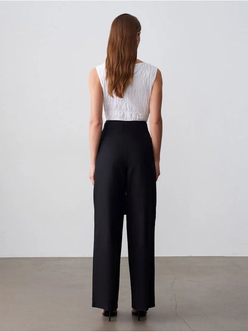 Pantalones de mezcla de lino de pernera ancha con cinturón dilvin - Kiabi Pantalones de mezcla de lino de pernera ancha con cinturón dilvin - Kiabi