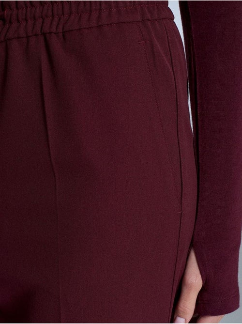 Pantalones de mujer de crepé de pernera recta dilvin - Kiabi Pantalones de mujer de crepé de pernera recta dilvin - Kiabi