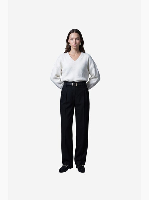 Pantalones de mujer de pierna recta dilvin - Kiabi Pantalones de mujer de pierna recta dilvin - Kiabi