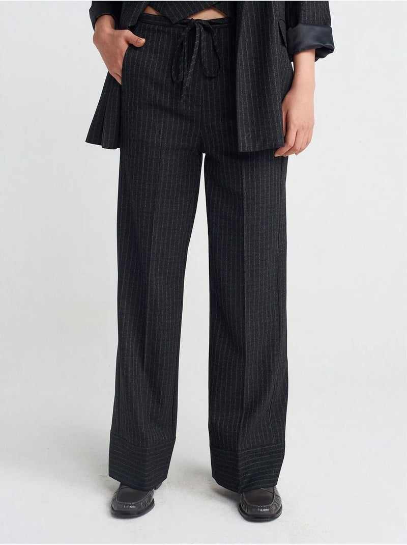 Pantalones de pernera ancha a rayas dilvin Negro - Kiabi