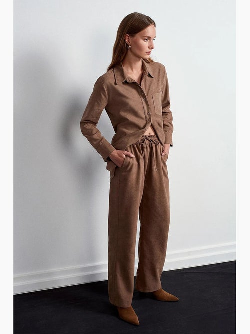 Pantalones de pernera ancha pull-on dilvin - Kiabi Pantalones de pernera ancha pull-on dilvin - Kiabi